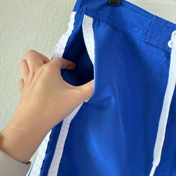 Abercrombie & Fitch Men’s Swim Trunks Sz L Blue White Striped Trim Board Shorts - Picture 6 of 8